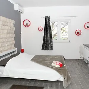 Apartamento & Dijana, Trogir