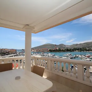 Hotel Palace, Trogir