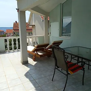  Apartman Otok